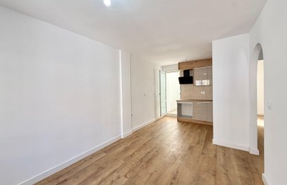 Resale - Townhouse / Duplex / Corner - Torrevieia - Parque de las Naciones