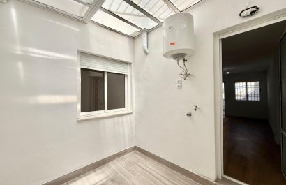 Resale - Townhouse / Duplex / Corner - Torrevieia - Parque de las Naciones