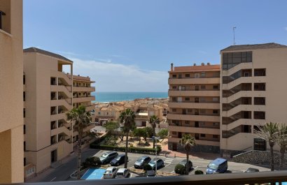 Resale - Apartment / flat - Torrevieia - Torrevieja>Cabo Cervera