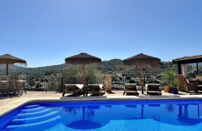 Resale - Villa - Relleu
