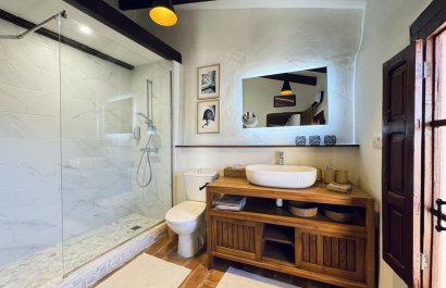 Resale - Villa - Relleu