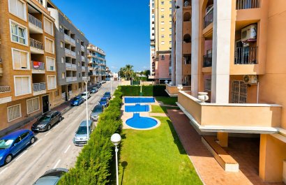 Resale - Apartment / flat - Torrevieia - Playa Los Locos