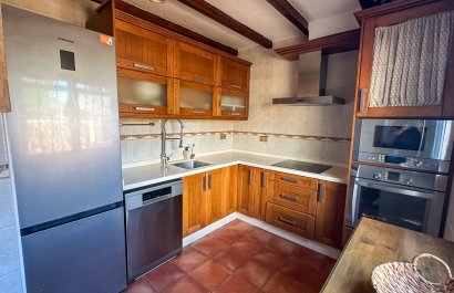 Resale - Townhouse / Duplex / Corner - San Miguel de Salinas