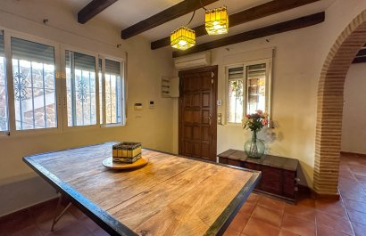 Resale - Townhouse / Duplex / Corner - San Miguel de Salinas