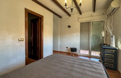 Resale - Townhouse / Duplex / Corner - San Miguel de Salinas