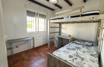 Resale - Townhouse / Duplex / Corner - San Miguel de Salinas