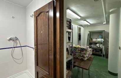Resale - Townhouse / Duplex / Corner - San Miguel de Salinas
