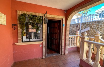 Resale - Townhouse / Duplex / Corner - San Miguel de Salinas