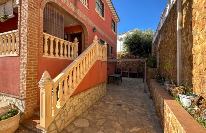 Resale - Townhouse / Duplex / Corner - San Miguel de Salinas
