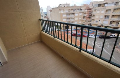 Resale - Apartment / flat - Torrevieia - Playa de la mata