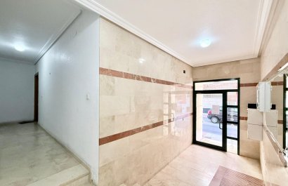 Resale - Apartment / flat - Torrevieia - Playa del Cura