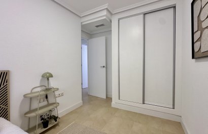 Resale - Apartment / flat - Torrevieia - Torrevieja