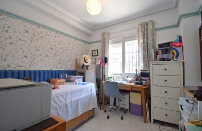 Resale - Villa - Orihuela Costa - Playa Flamenca