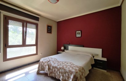 Resale - Villa - Alcoy - Urbanizaciones