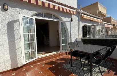 Resale - Townhouse / Duplex / Corner - Torrevieia - La Siesta