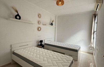 Resale - Townhouse / Duplex / Corner - Torrevieia - La Siesta