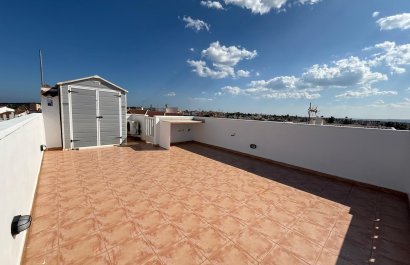 Resale - Townhouse / Duplex / Corner - Torrevieia - La Siesta