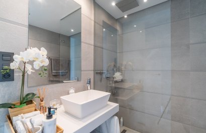 Reventa - Apartments - Flats - El Raso
