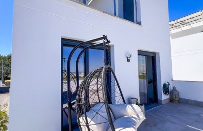 Reventa - Villa - Torrevieia - Los Balcones