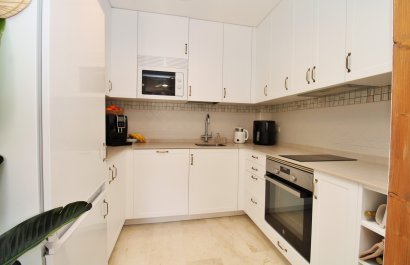 Resale - Townhouse / Duplex / Corner - Villamartín - PAU 8