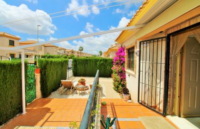 Resale - Townhouse / Duplex / Corner - Villamartín - PAU 8