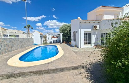 Resale - Villa - Fortuna - Urbanizacion Las Kalendas