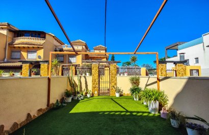 Herverkoop - Townhouse / Duplex / Corner - Guardamar del Segura