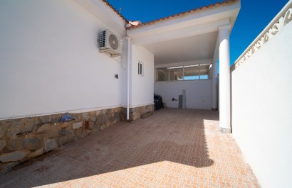 Resale - Townhouse / Duplex / Corner - Ciudad Quesada - town