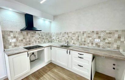 Resale - Townhouse / Duplex / Corner - Daya Vieja