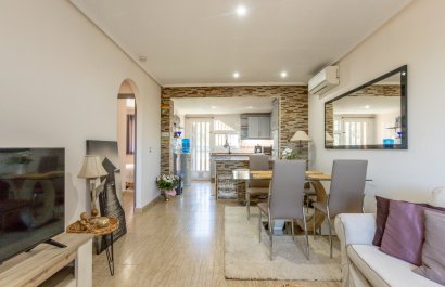 Resale - Townhouse / Duplex / Corner - Orihuela Costa - Villamartín