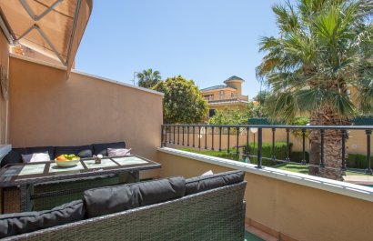 Resale - Townhouse / Duplex / Corner - Orihuela Costa - Villamartín