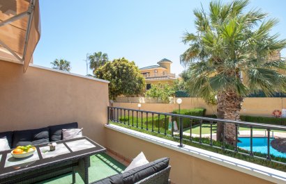 Resale - Townhouse / Duplex / Corner - Orihuela Costa - Villamartín