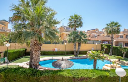 Resale - Townhouse / Duplex / Corner - Orihuela Costa - Villamartín