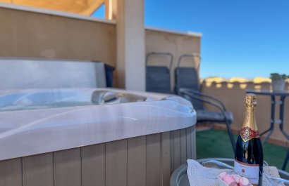 Resale - Townhouse / Duplex / Corner - Orihuela Costa - Villamartín