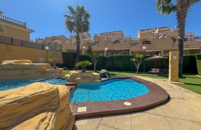 Resale - Townhouse / Duplex / Corner - Orihuela Costa - Villamartín