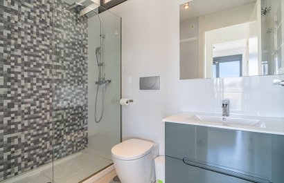 Resale - Townhouse / Duplex / Corner - Pilar de la Horadada - Mil Palmeras
