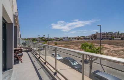 Resale - Townhouse / Duplex / Corner - Pilar de la Horadada - Mil Palmeras