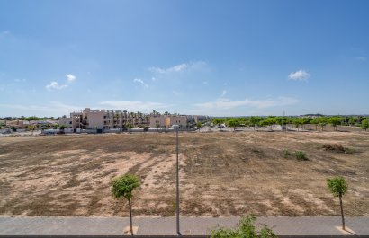 Resale - Townhouse / Duplex / Corner - Pilar de la Horadada - Mil Palmeras