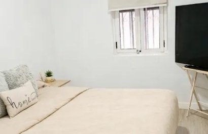 Reventa - Townhouse / Duplex - Elda