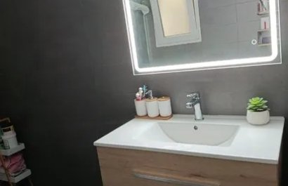 Reventa - Townhouse / Duplex - Elda