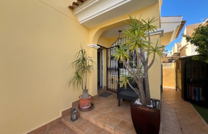 Reventa - Villa - Orihuela Costa - Los Dolses