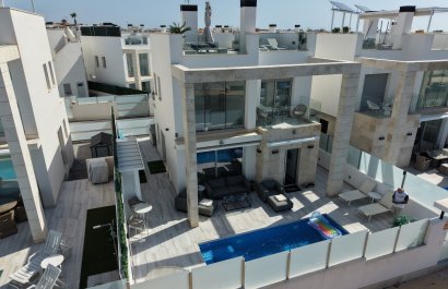 Resale - Villa - Orihuela Costa - Lomas De Cabo Roig