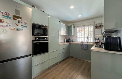 Resale - Townhouse / Duplex / Corner - Orihuela Costa - Villamartín