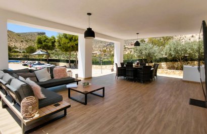 Resale - Villa - Crevillente