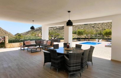 Resale - Villa - Crevillente