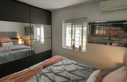 Resale - Villa - Crevillente