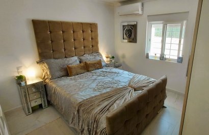 Resale - Villa - Crevillente