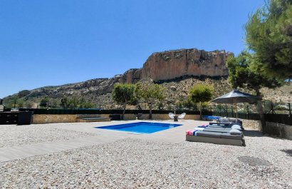 Resale - Villa - Crevillente