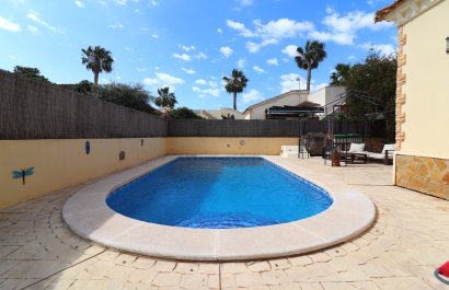 Resale - Villa - Formentera del Segura - Fincas de La Vega