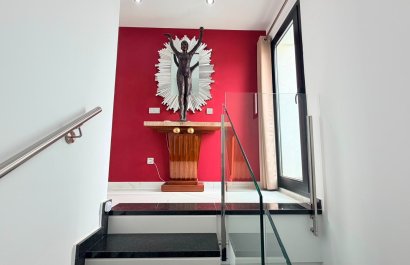 Reventa - Villa - Los Montesinos - La Herrada